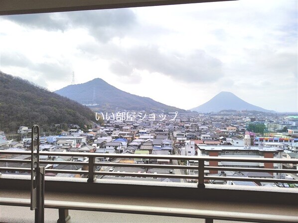 サーパスシティ坂出駅前壱番館の物件内観写真